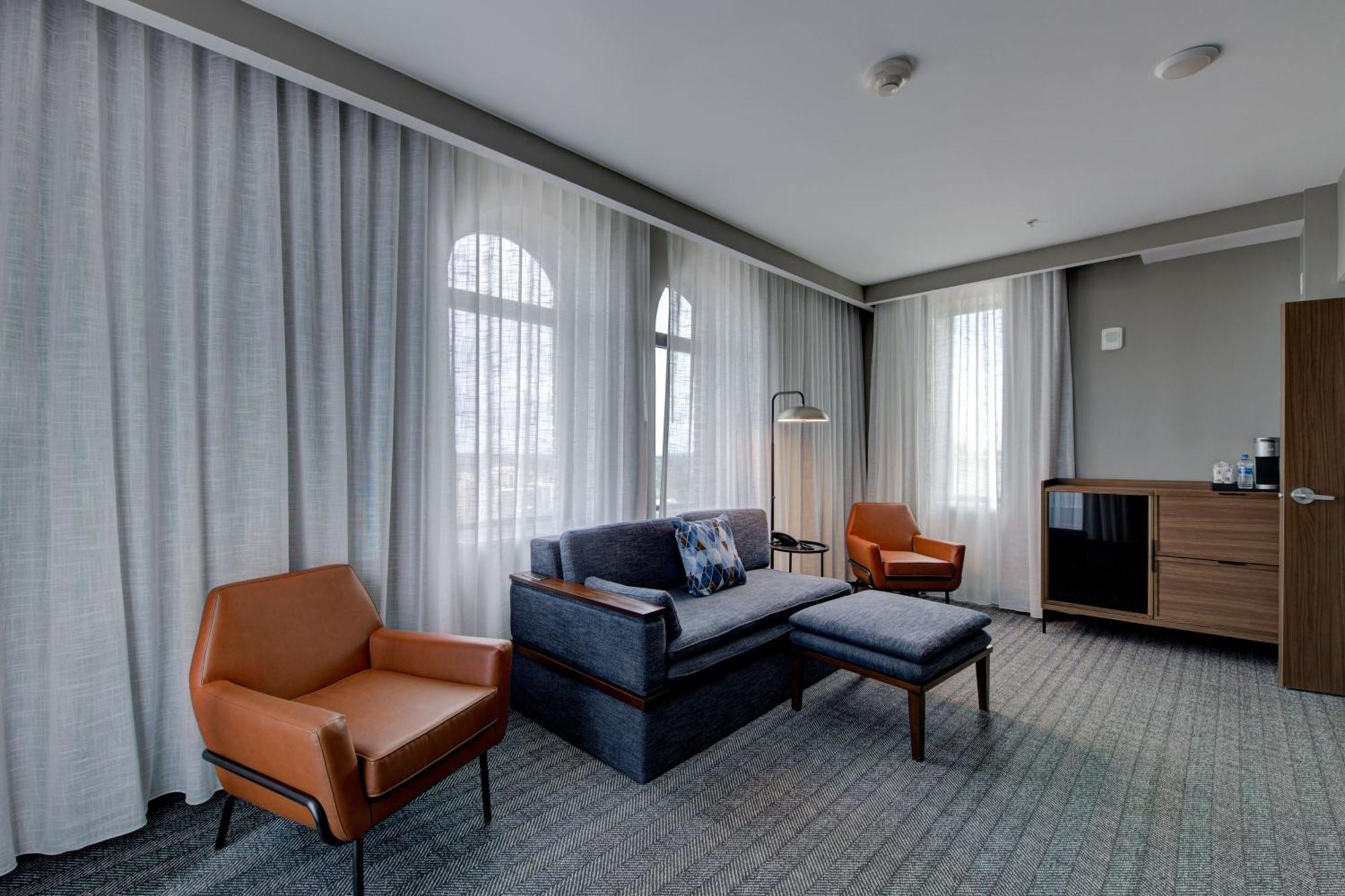 The Threefoot Hotel, Meridian, A Tribute Portfolio Hotel ภายนอก รูปภาพ